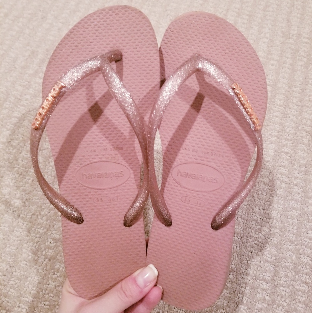 Havaianas Rose Gold Sparkle Flip Flops